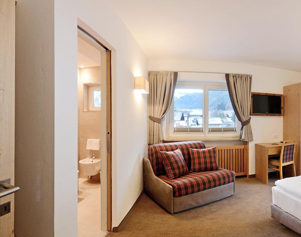 Residence Hotel Fever Ortisei Room photo